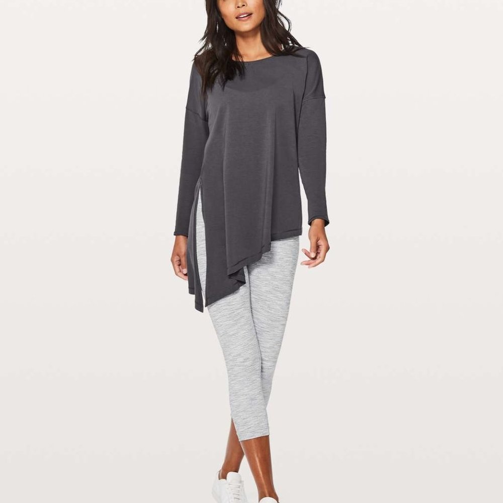 EUC Lululemon to the point long sleeve Size 6